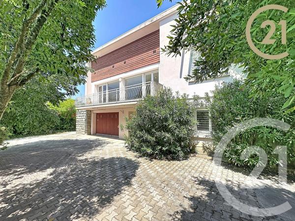 Maison à vendre  6 pièces - 143,42 m 2   MONTELIMAR  - 26