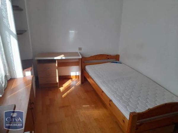 Appartement à louer 1 pièce 14.12m² Laval (53000)