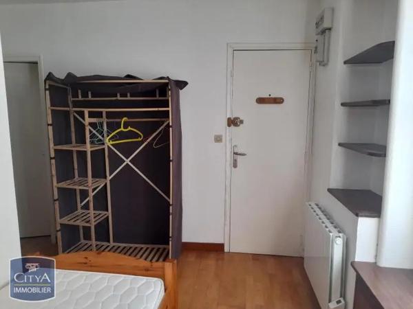 Appartement à louer 1 pièce 14.12m² Laval (53000)