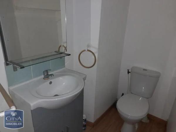 Appartement à louer 1 pièce 14.12m² Laval (53000)