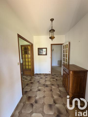 Maison à vendre 9 pièces 270 m² Saint-Denis-de-l'Hôtel