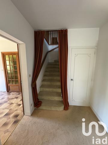 Maison à vendre 9 pièces 270 m² Saint-Denis-de-l'Hôtel