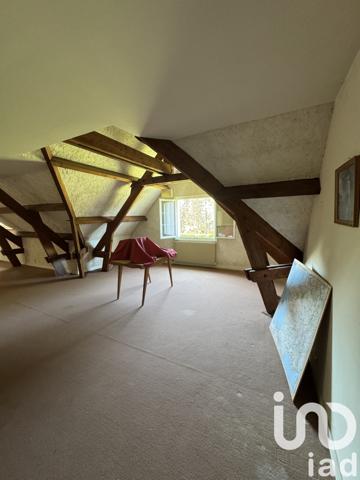 Maison à vendre 9 pièces 270 m² Saint-Denis-de-l'Hôtel