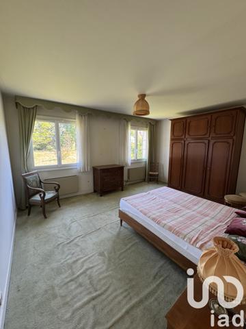 Maison à vendre 9 pièces 270 m² Saint-Denis-de-l'Hôtel