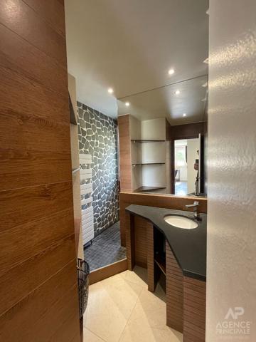 Appartement Bougival 2 pièce(s) 56.63 m2 Loyer 1 080 €/mois charges comprises **  - Référence  20047
