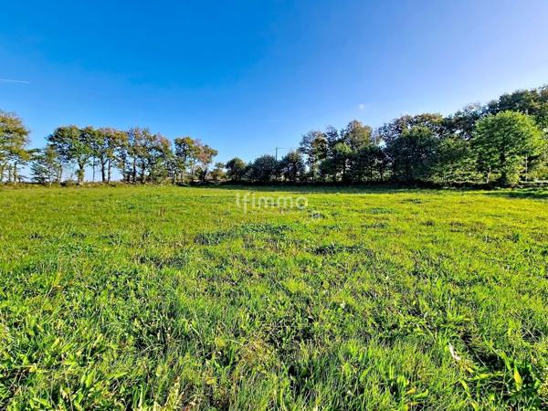 Terrain à bâtir de 797 m² à Cast 29150
