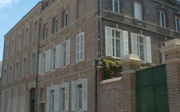 Immeuble à vendre    7 pièces •  Amiens