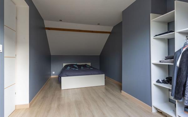 Maison à vendre    6 pièces •  La Ville-du-Bois