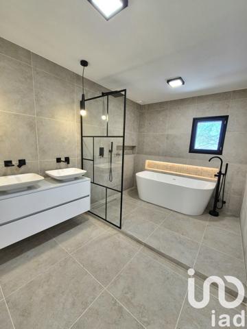 Maison 5 pièces de 135 m² à Viry (74580)