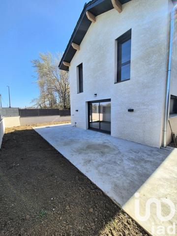 Maison 5 pièces de 135 m² à Viry (74580)