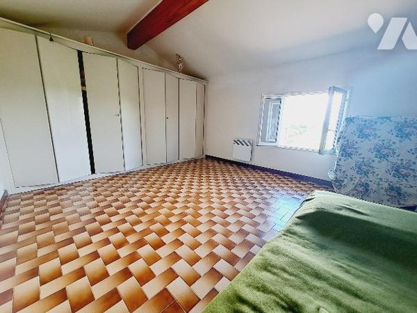 PUY SAINT MARTIN, ancienne ferme de 154m² habitable sur 1 hectare de parcelle.