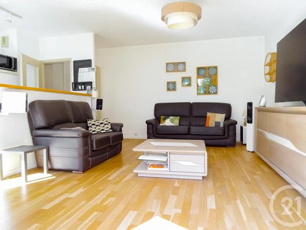 Appartement T2 à vendre  2 pièces - 50 m 2   LYON  - 69003