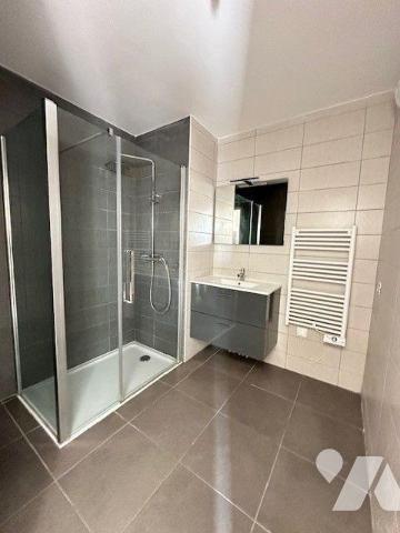 A VENDRE Appartement T3, situé au 3ème étage d'une résidence de 2019 avec ascenseur, à ROUEN (7...