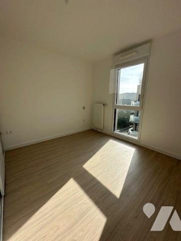 A VENDRE Appartement T3, situé au 3ème étage d'une résidence de 2019 avec ascenseur, à ROUEN (7...