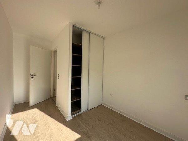 A VENDRE Appartement T3, situé au 3ème étage d'une résidence de 2019 avec ascenseur, à ROUEN (7...