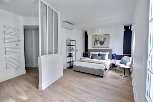 Appartement  5 pièces 168 m² - 2 places de parking