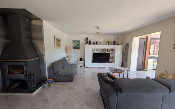 Maison à vendre    7 pièces • 145 m2 Rumilly