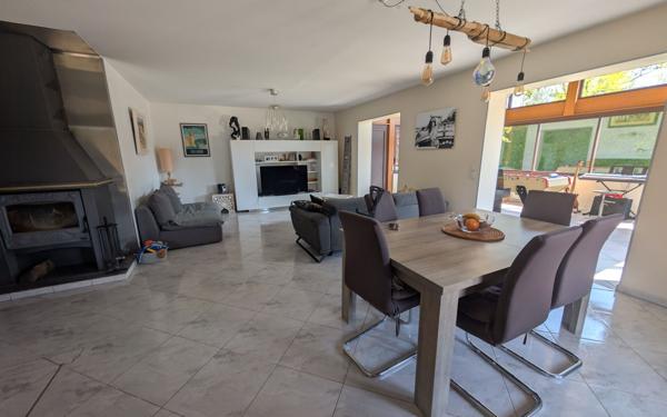 Maison à vendre    7 pièces • 145 m2 Rumilly