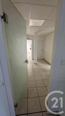 à vendre  250,60 m2 SAINTES - 17