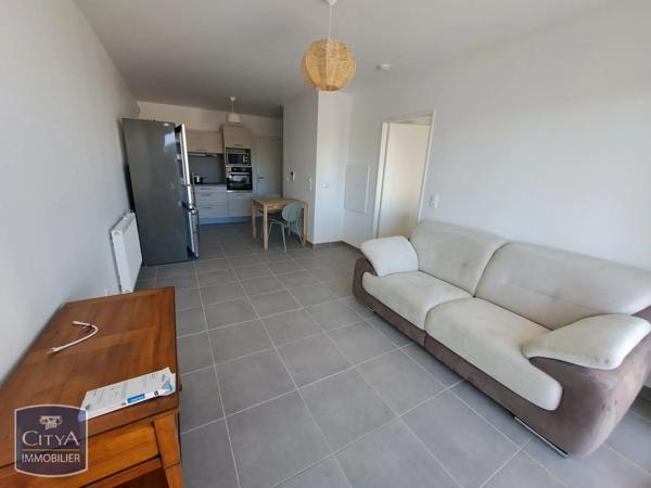 Appartement à louer 2 pièces 41.88m² Royan (17200)