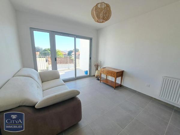 Appartement à louer 2 pièces 41.88m² Royan (17200)