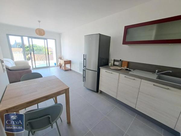 Appartement à louer 2 pièces 41.88m² Royan (17200)