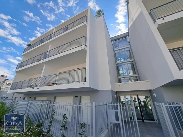 Appartement à louer 2 pièces 41.88m² Royan (17200)