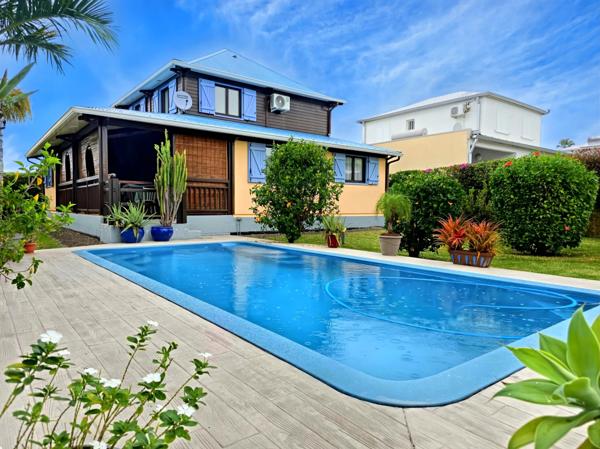 Maison
         5 pièces
        - 112 m² Bien prestige 424 000 € *