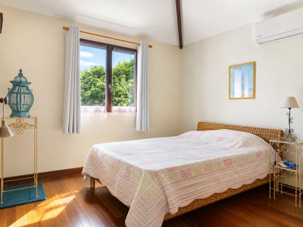 Maison
         5 pièces
        - 112 m² Bien prestige 424 000 € *