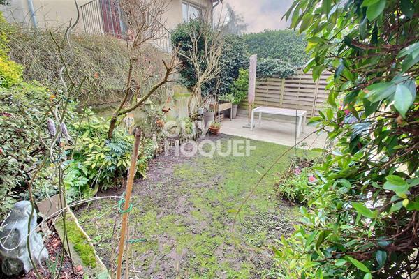 QUARTIER RIVE DROITE - A VENDRE MAISON 7 PIECES AU CALME - JARDIN GARAGE
