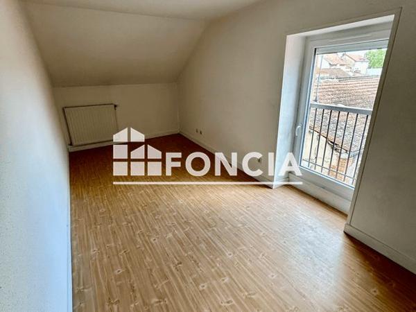Location Appartement 4 pièces 73.3 m² - 50 RUE MULSANT Roanne 42300