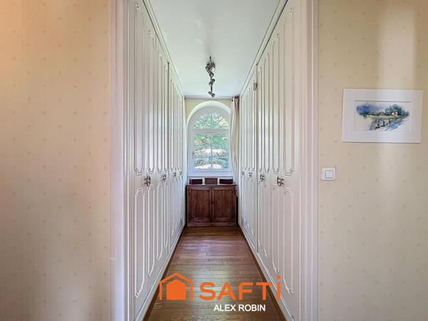 Magnifique Mansart dans un cadre calme et appaisant