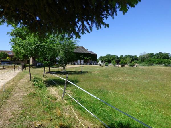 Vente Propriété 8 pièces 133 m2 à Semur-en-Auxois