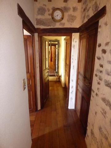 Vente Propriété 8 pièces 133 m2 à Semur-en-Auxois