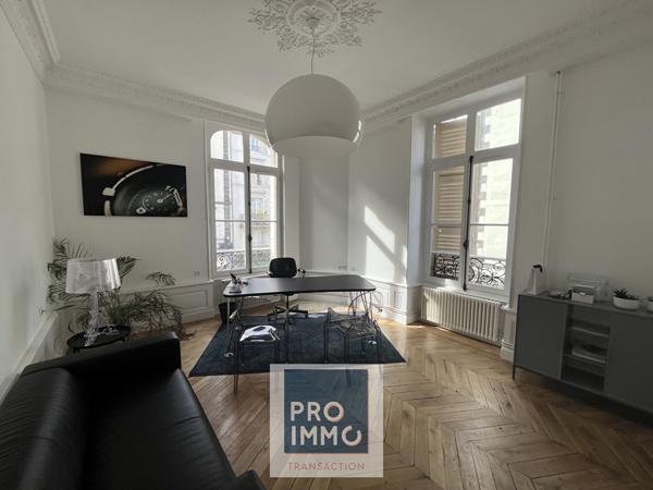 Bureaux d'Exception Hyper centre Quartier Blatin 180 m² - Pro Immo