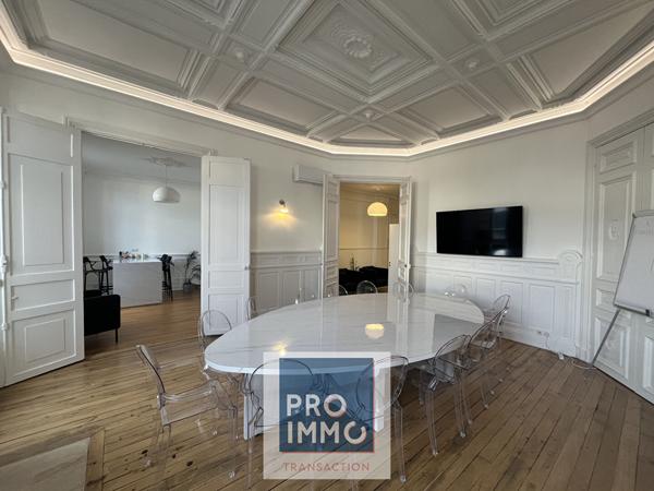 Bureaux d'Exception Hyper centre Quartier Blatin 180 m² - Pro Immo