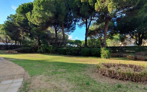 Appartement à vendre    2 pièces • 25 m2 Le Grau-du-Roi