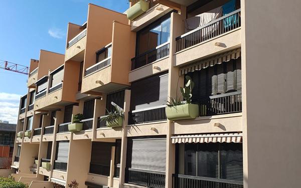 Appartement à vendre    2 pièces • 25 m2 Le Grau-du-Roi