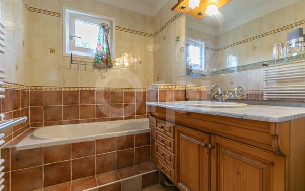 Maison à vendre    7 pièces •  Sucy-en-Brie