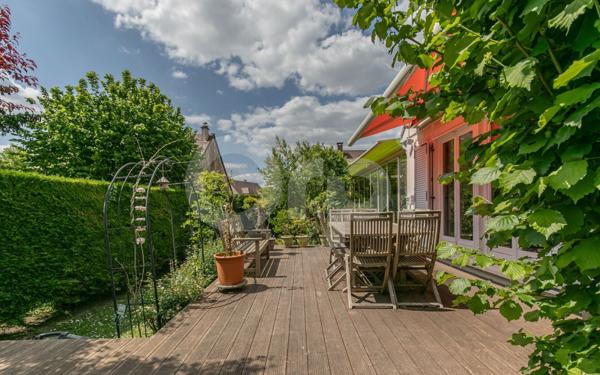 Maison à vendre    7 pièces •  Sucy-en-Brie