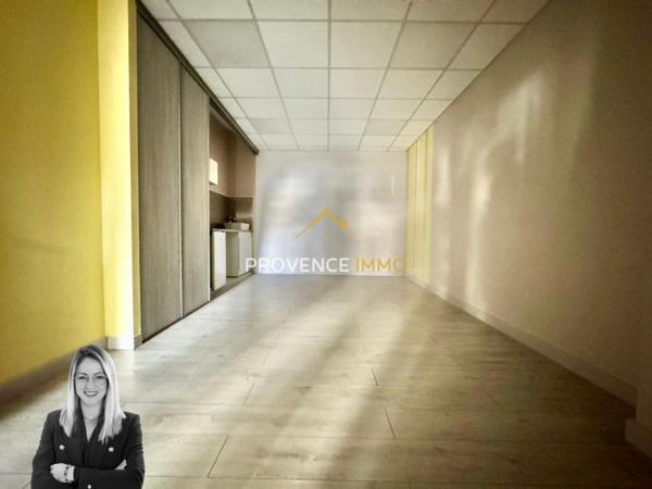 Salon-de-Provence (13300) SALON-DE-PROVENCE – CENTRE-VILLE – LOCAL PROFESSIONNEL OU COMMERCIAL À LOUER