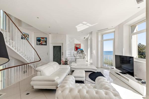 Villa années 30'  les pieds dans l'eau - Cannes Basse Californie-