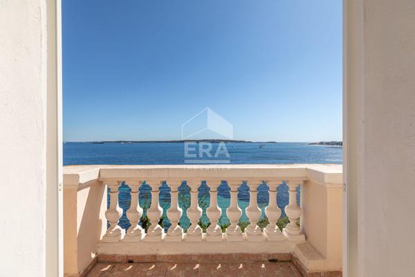 Villa années 30'  les pieds dans l'eau - Cannes Basse Californie-
