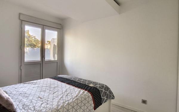 Appartement à louer    2 pièces •  Saint-Maur-des-Fossés