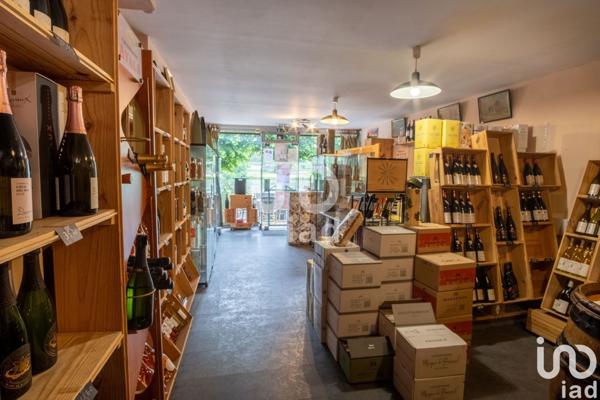 Murs commerciaux  à vendre 138 m² Saint-Mammès