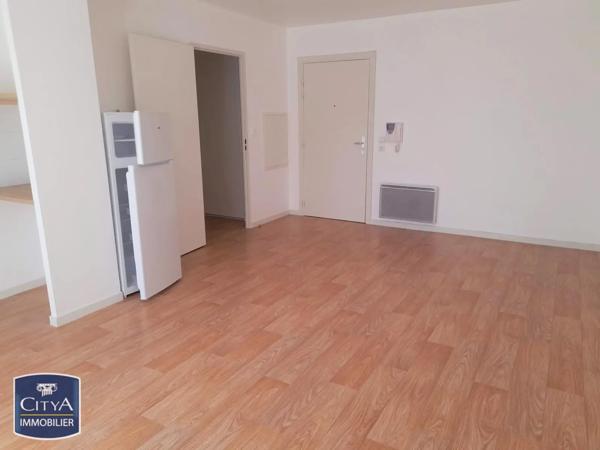 Appartement à louer 2 pièces 44.35m² Saint-Maximin (60740)