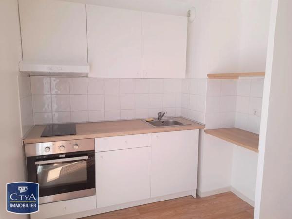 Appartement à louer 2 pièces 44.35m² Saint-Maximin (60740)