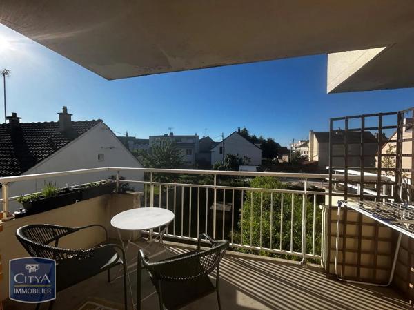 Appartement à louer 2 pièces 33.7m² Chartres (28000)