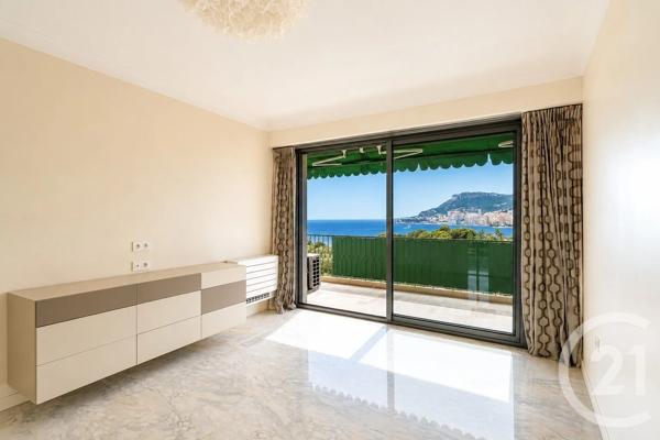 Appartement F4 à vendre  4 pièces - 126,70 m 2   ROQUEBRUNE CAP MARTIN  - 06