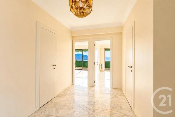 Appartement F4 à vendre  4 pièces - 126,70 m 2   ROQUEBRUNE CAP MARTIN  - 06